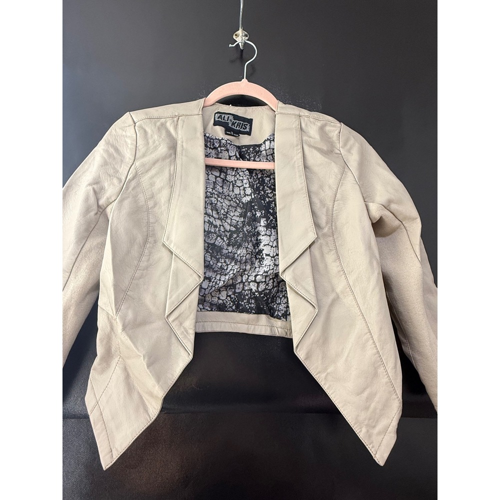 Ali & Kris Cream Faux Leather Draped Open Front Cropped Jacket Small